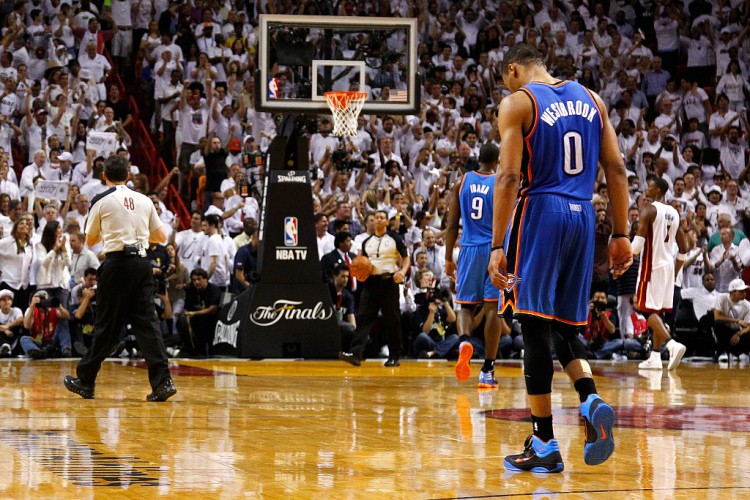 总决赛单场40+什么水平?仅30人做到 张伯伦仅1次 第一竟不是神!