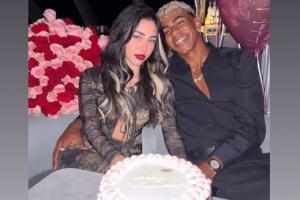 打得火热！大7岁女友回复亚马尔：❤️‍，两人恋情今日公开