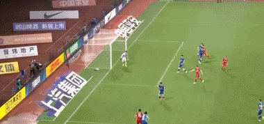 1667913892908019096.gif 足球比分直播-【中超】梁学铭建功茹子楠绝杀 梅州3比2逆转河南
