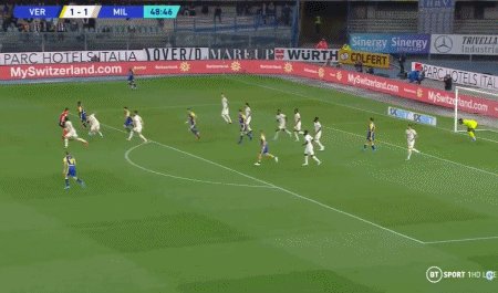 1652047106156028629.gif 【意甲】托纳利生日梅开二度 米兰3比1维罗纳仍领跑